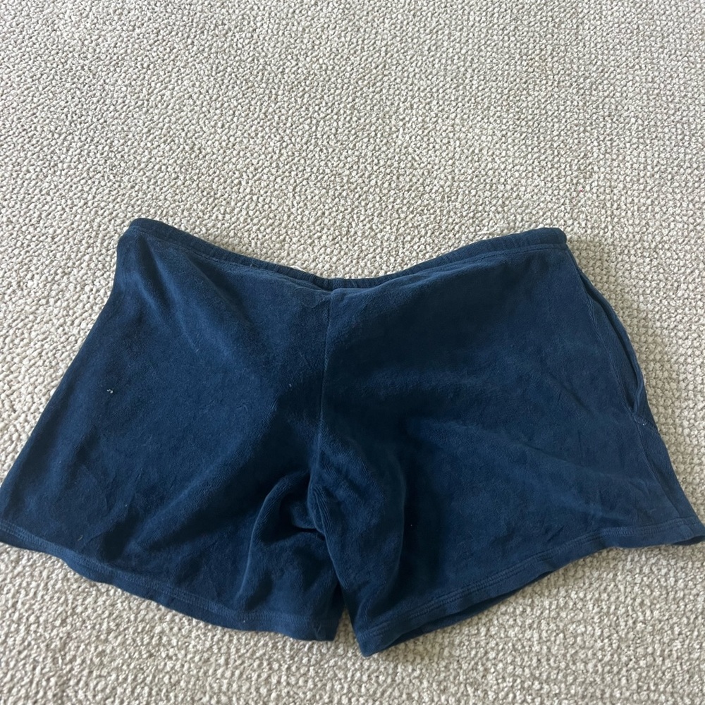 Roller Rabbit Terry Shorts - Picture 4 of 4